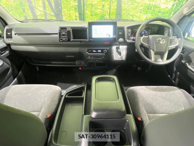 Toyota HIACE WAGON 2026-02 8374018-1