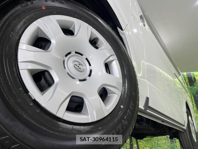 Toyota HIACE WAGON 2026-02 8374018-12