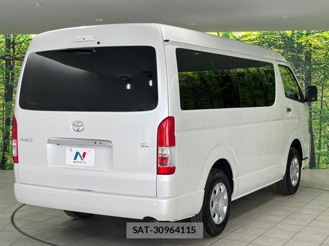Toyota HIACE WAGON 2026-02 8374018-16