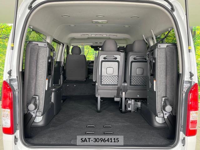Toyota HIACE WAGON 2026-02 8374018-9