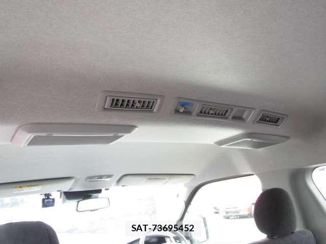 Toyota HIACE WAGON 2023-09 8374055-10