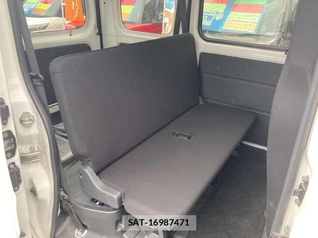 Daihatsu HIJET CARGO 2022-06 8372713-13
