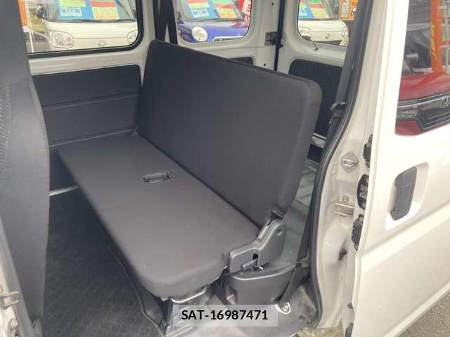 Daihatsu HIJET CARGO 2022-06 8372713-14