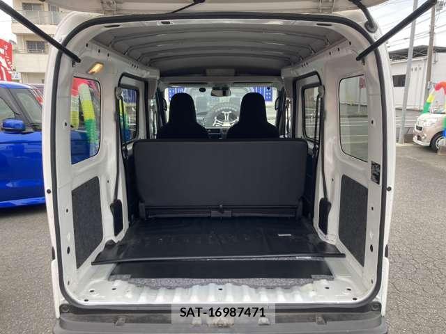 Daihatsu HIJET CARGO 2022-06 8372713-6