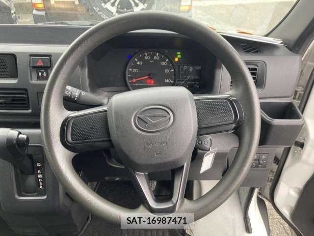 Daihatsu HIJET CARGO 2022-06 8372713-8