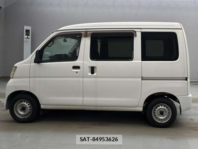 Daihatsu HIJET CARGO 2016-09 8372826-4