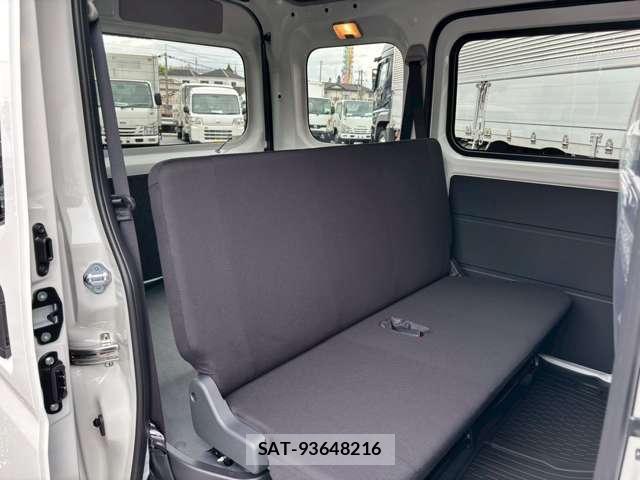 Daihatsu HIJET CARGO 2026-04 8373430-15