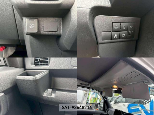 Daihatsu HIJET CARGO 2026-04 8373430-5