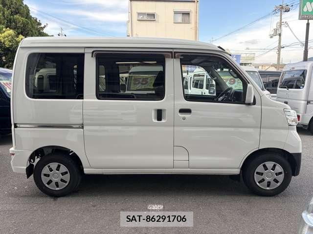 Daihatsu HIJET CARGO 2021-05 8373431-11