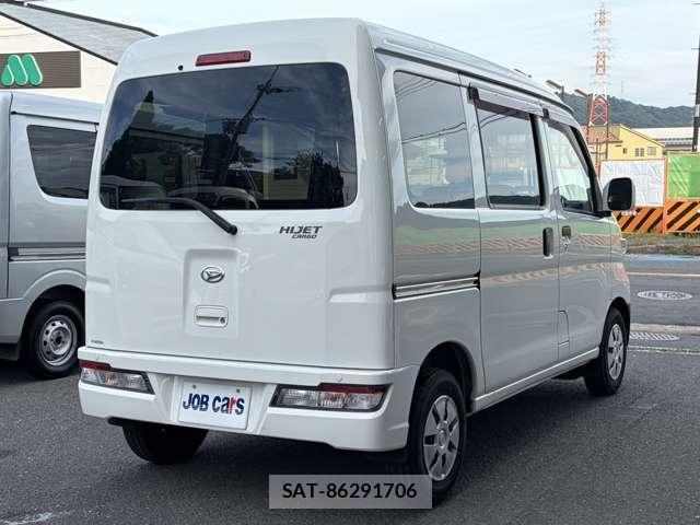 Daihatsu HIJET CARGO 2021-05 8373431-12