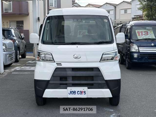 Daihatsu HIJET CARGO 2021-05 8373431-9