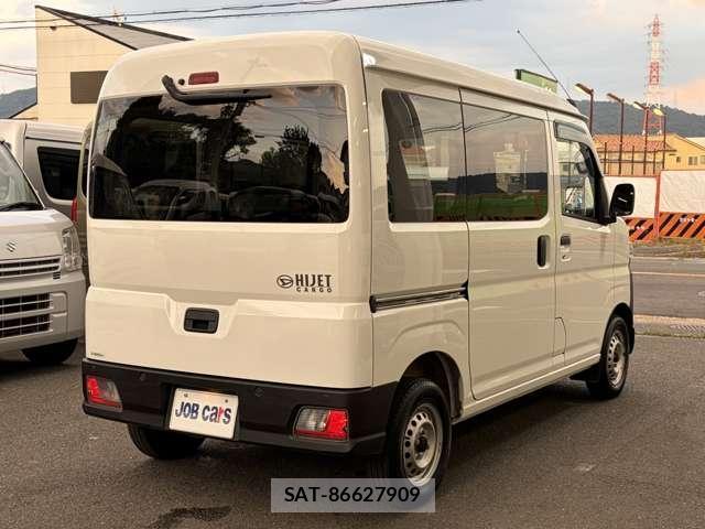 Daihatsu HIJET CARGO 2022-09 8373432-11