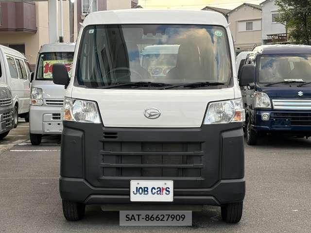 Daihatsu HIJET CARGO 2022-09 8373432-8
