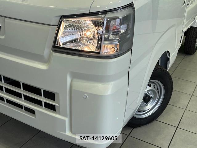 Daihatsu HIJET TRUCK 2026-01 8372681-9