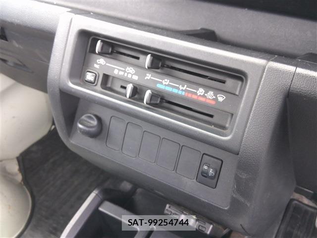 Daihatsu HIJET TRUCK 2020-06 8372934-17