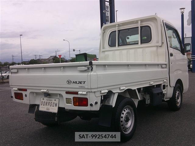 Daihatsu HIJET TRUCK 2020-06 8372934-5