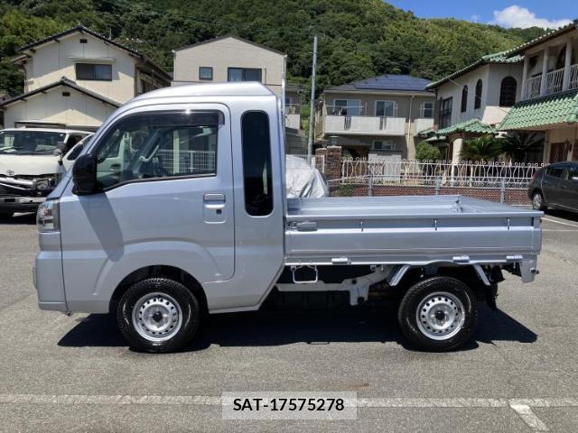 Daihatsu HIJET TRUCK 2026-03 8373973-1