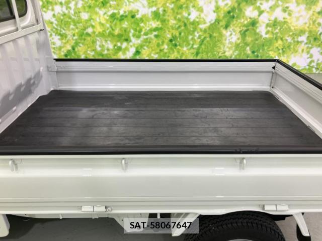 Daihatsu HIJET TRUCK 2024-04 8373977-7