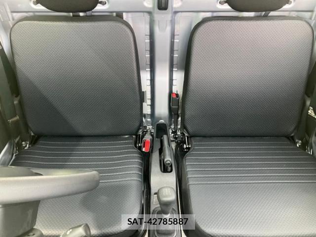 Daihatsu HIJET TRUCK 2024-07 8374113-6