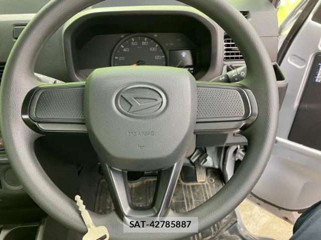 Daihatsu HIJET TRUCK 2024-07 8374113-8
