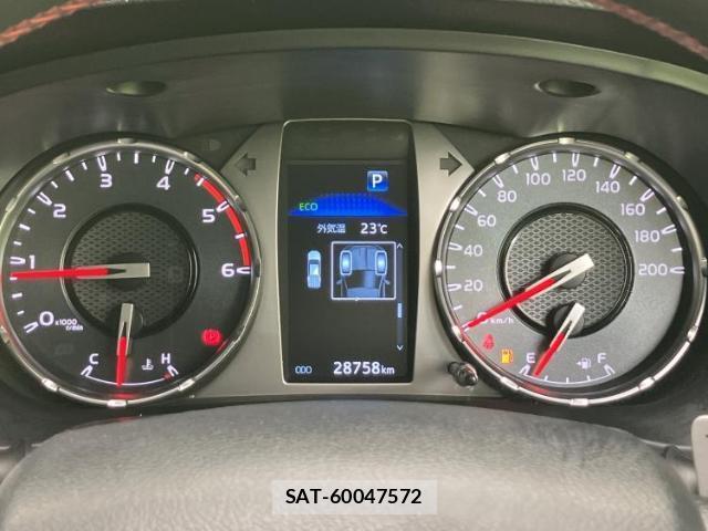 Toyota HILUX 2023-07 8374122-13