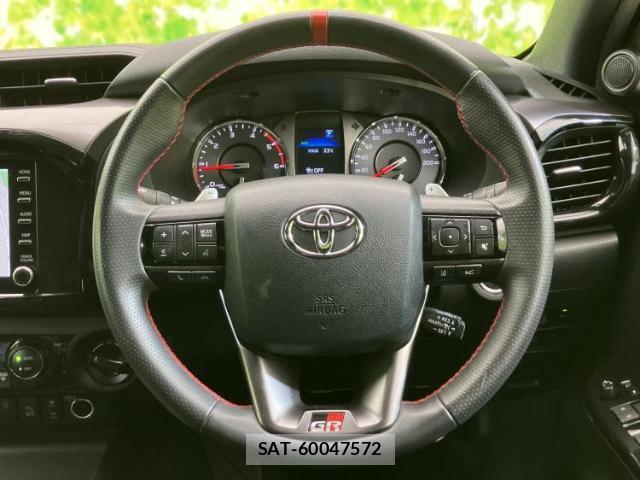 Toyota HILUX 2023-07 8374122-14