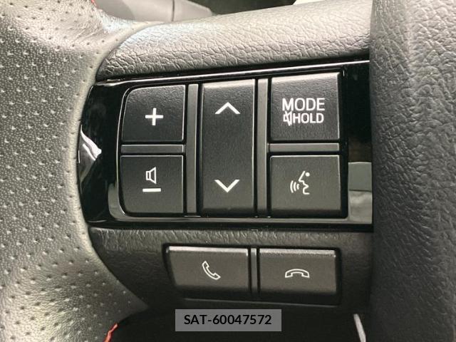 Toyota HILUX 2023-07 8374122-17