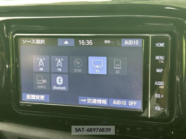 Toyota HILUX 2023-07 8374143-10