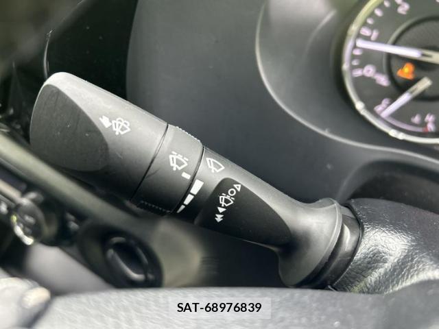 Toyota HILUX 2023-07 8374143-17