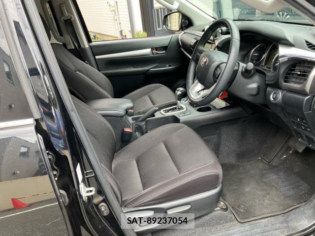 Toyota HILUX 2024-01 8372751-19