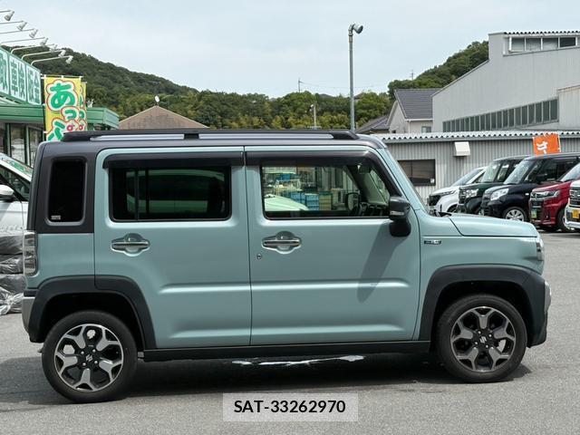 Suzuki HUSTLER 2022-01 8372670-4