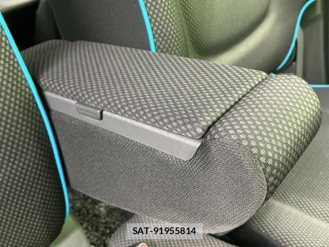 Suzuki HUSTLER 2014-08 8373472-16