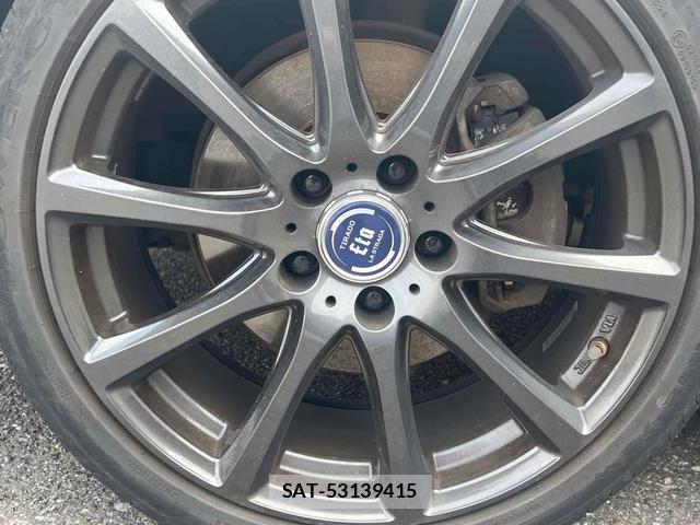 Lexus IS 2010-03 8372696-11