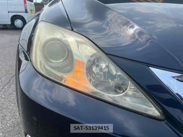 Lexus IS 2010-03 8372696-16