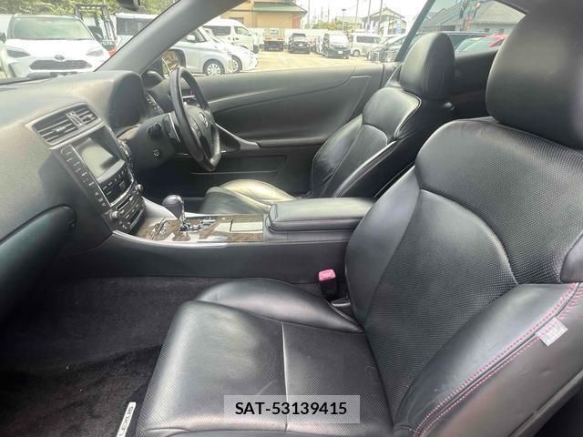 Lexus IS 2010-03 8372696-5