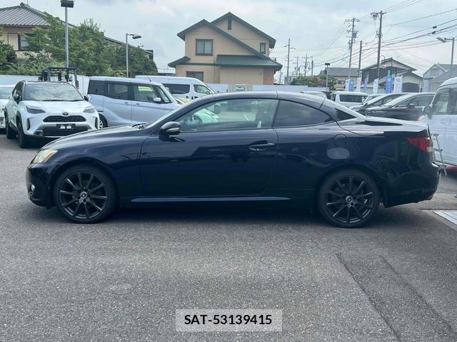 Lexus IS 2010-03 8372696-9