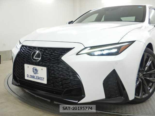 Lexus IS 2023-03 8373216-14