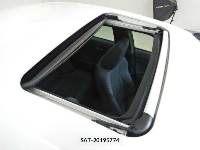 Lexus IS 2023-03 8373216-4