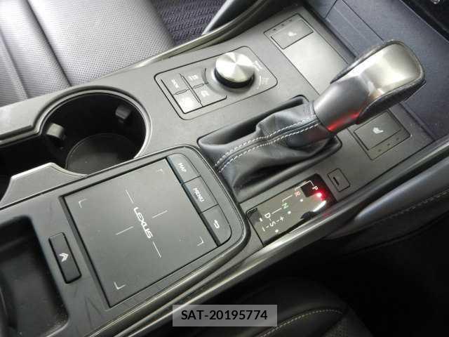 Lexus IS 2023-03 8373216-8