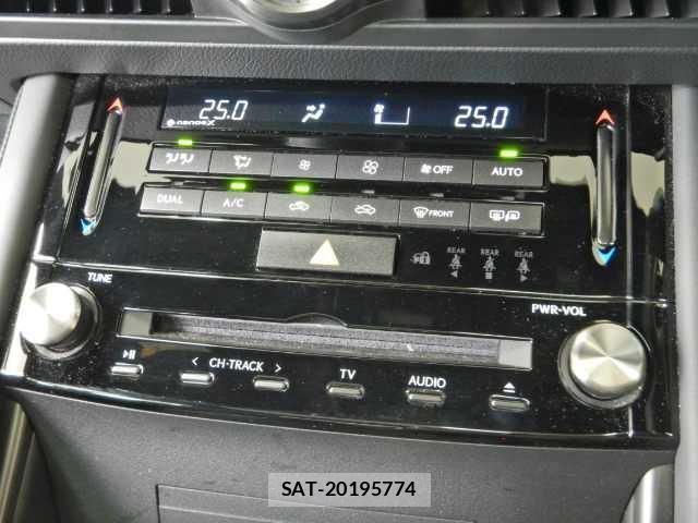 Lexus IS 2023-03 8373216-9