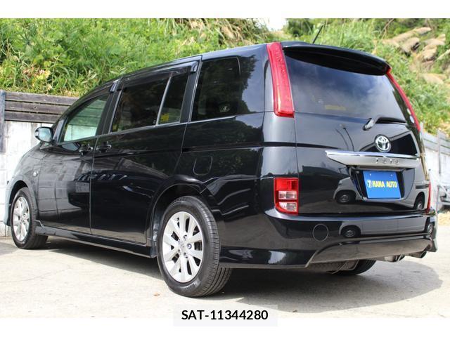 Toyota ISIS 2009-08 8373005-5