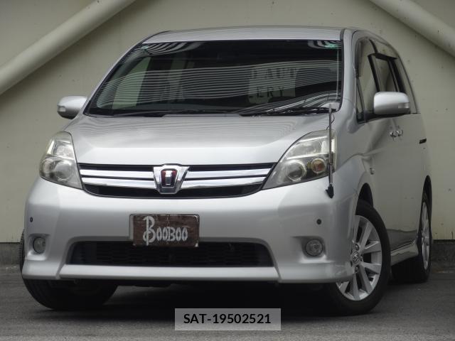 Toyota ISIS 2011-08 8373374-0