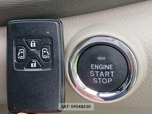 Toyota ISIS 2013-03 8374029-5