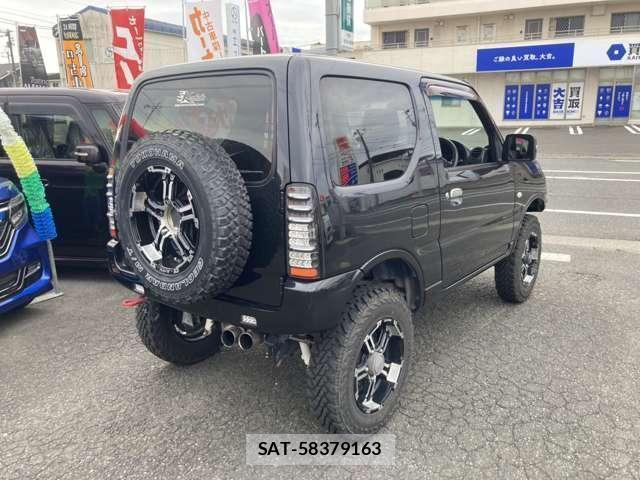 Suzuki JIMNY 2014-01 8373223-3