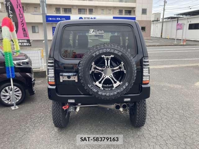 Suzuki JIMNY 2014-01 8373223-4