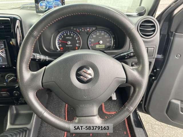 Suzuki JIMNY 2014-01 8373223-8