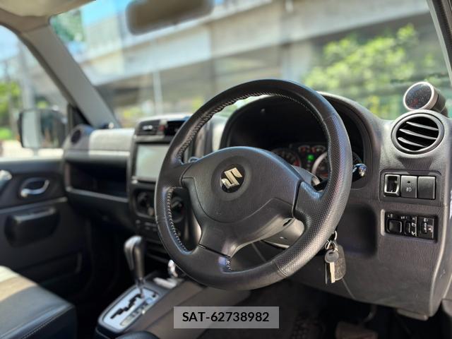 Suzuki JIMNY 2012-09 8373756-14