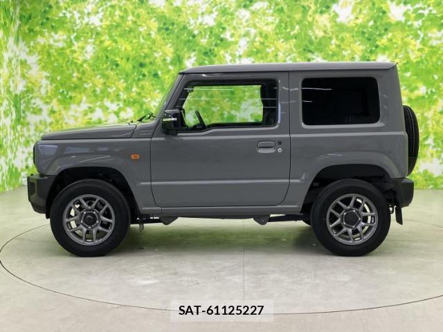 Suzuki JIMNY 2025-06 8374119-1