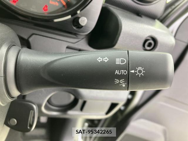 Suzuki JIMNY 2025-10 8374127-11
