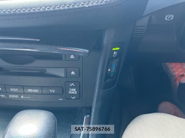 Toyota KLUGER HYBRID 2008-10 8372971-15